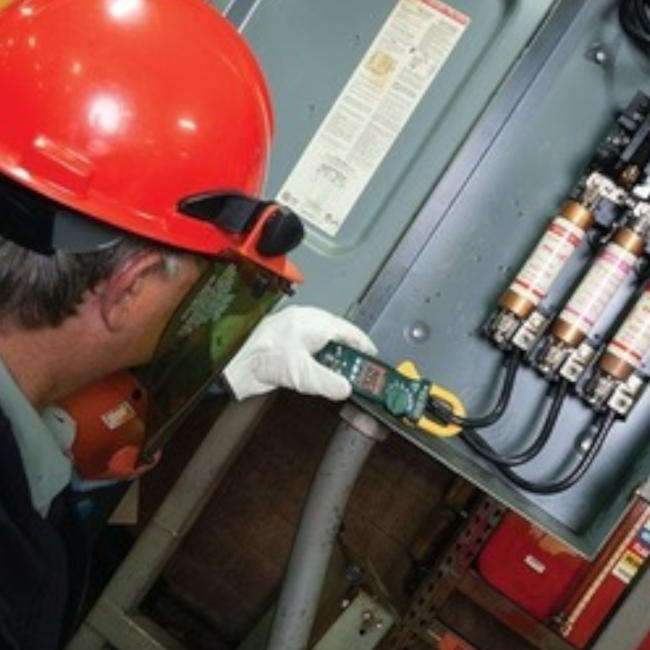 Alicate Amperímetro Digital 600A AC/DC CAT III CMI-600 GREENLEE-6e8b9f1d-d0b3-4e1a-8a11-7ed6410e463e