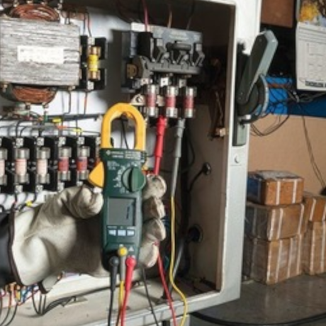 Alicate Amperímetro Digital 600A AC/DC CAT III CMI-600 GREENLEE-53fc9491-5be2-4060-85ee-bb52e12e598a