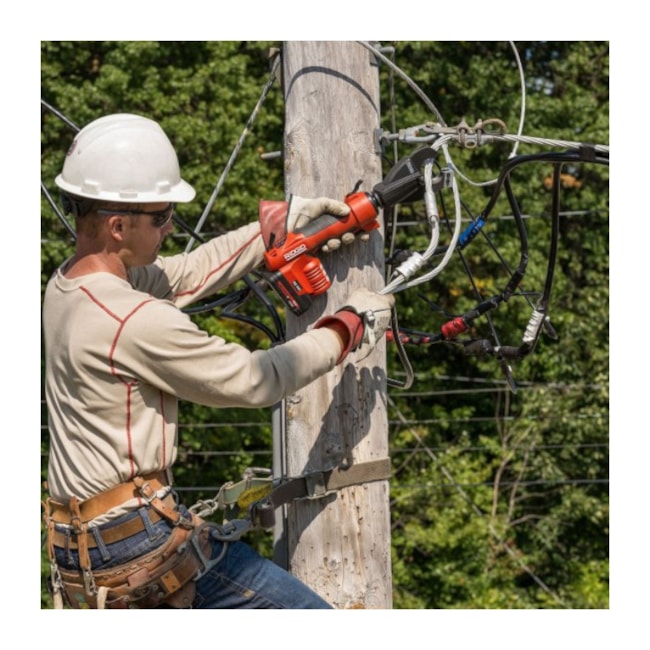 Alicate Crimpadora de Terminais a Bateria RE-600 57663 RIDGID-a9773df7-37f9-4449-9b9b-0e8d8bc05bf2