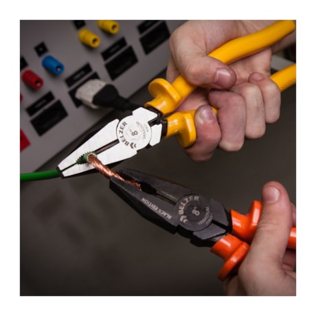 Alicate Universal Isolado 8