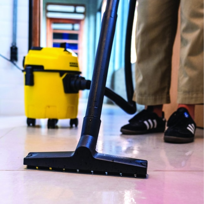 Aspirador de Pó e Água 10 Litros 1500W WDL 1 KARCHER-5a181439-e5c0-4534-b568-2300557620f1