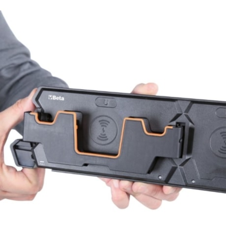 Base de Carregamento sem Fio para Lanternas 10W 60Hz 100/240V 1839BRW BETA-016eea38-f322-4a1b-b99d-180e1c1d8f13