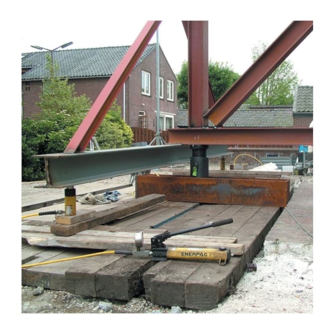 Bomba Hidráulica Manual 700 Bar 2540 cm³ Óleo Utilizável Simples Ação P802 ENERPAC-652bd427-0a6d-4a76-873e-e6baebff1e41