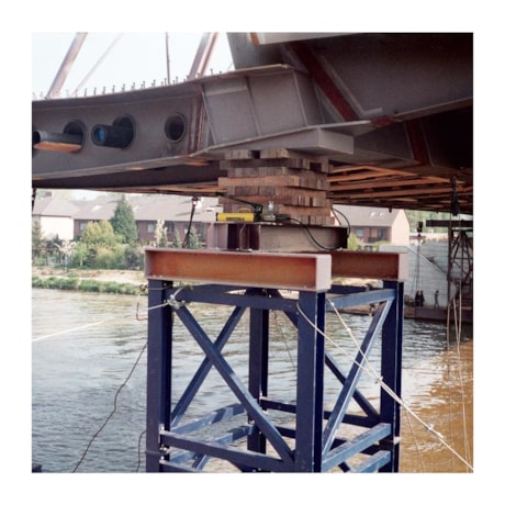 Bomba Hidráulica Manual de Aço 2 Velocidades 2.200 cm³ Óleo Reutilizável Simples Ação P80 ENERPAC-9d1785fc-d3c0-48e0-96c0-6cc66d3e9b16