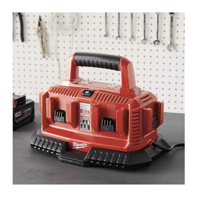 Carregador Sequencial M18 110V para 6 Baterias 48-59-1806 MILWAUKEE-8a9bf42f-bf93-49df-9b70-15f35f353175