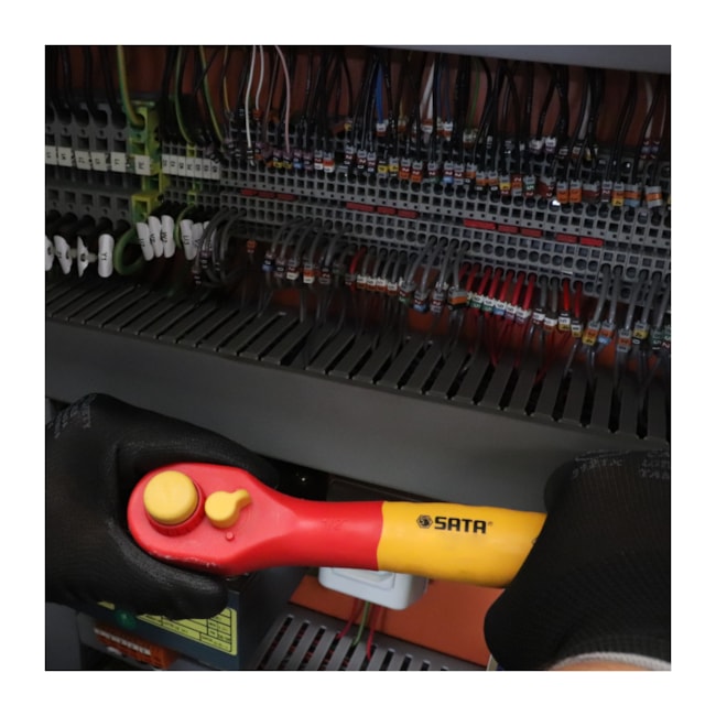 Chave Catraca Reversível Isolada VDE 1000V de 250MM ST12983SC SATA-6c0da883-99a9-4e76-b2b9-50cf6c8c2e6f