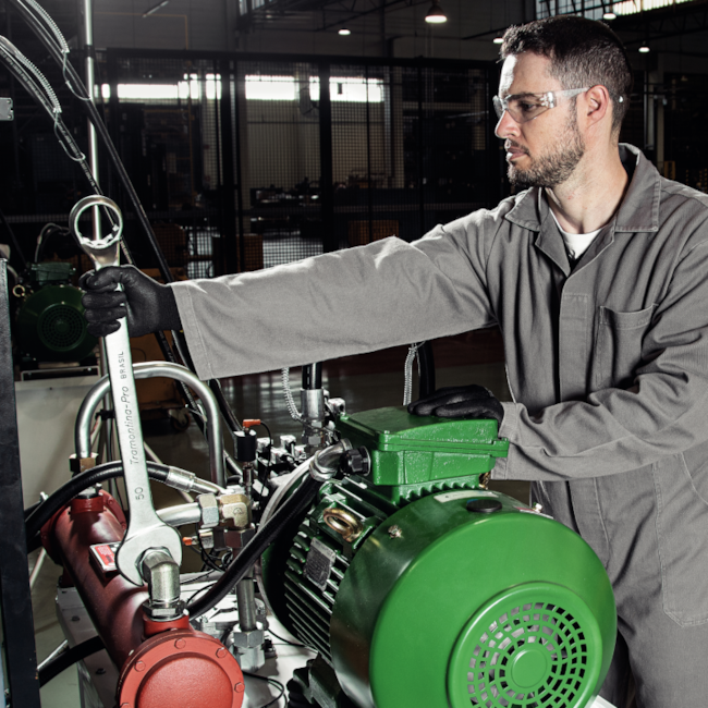 Chave Combinada 33mm 44660133 TRAMONTINA PRO-02b64b75-01f1-46bc-b416-a6cbe6d02a97