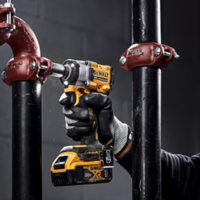 Chave de Impacto Compacta 20V 13mm Max Atomic sem Bateria sem Carregador DCF922B-B3 DEWALT-c88fcc46-3fa3-448c-8cc8-c2db4846b9de