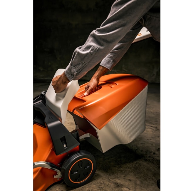 Cortador de Grama à Gasolina com Recolhedor 2.5HP 4 Tempos 51cm RM 253.3 STIHL-9e9097f2-3e0b-4cd6-bd2c-45b8ebe65f22