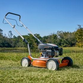 Cortador de Grama à Gasolina sem Recolhedor 2.8HP 4 Tempos 46cm RM 2.2 R STIHL