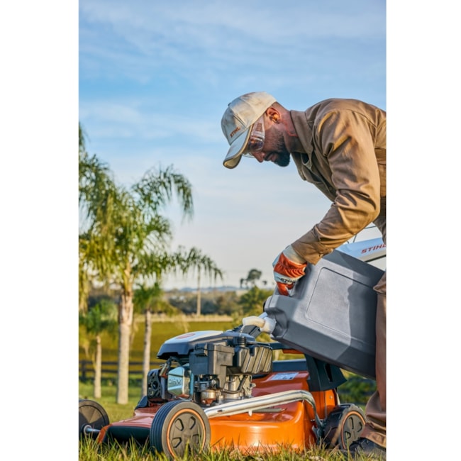 Cortador de Grama à Gasolina sem Recolhedor Tração nas Rodas Traseiras 2.5HP 4 Tempos 51cm RM 253.3 T STIHL-699fc3fb-e10f-4451-b446-da87fe921293