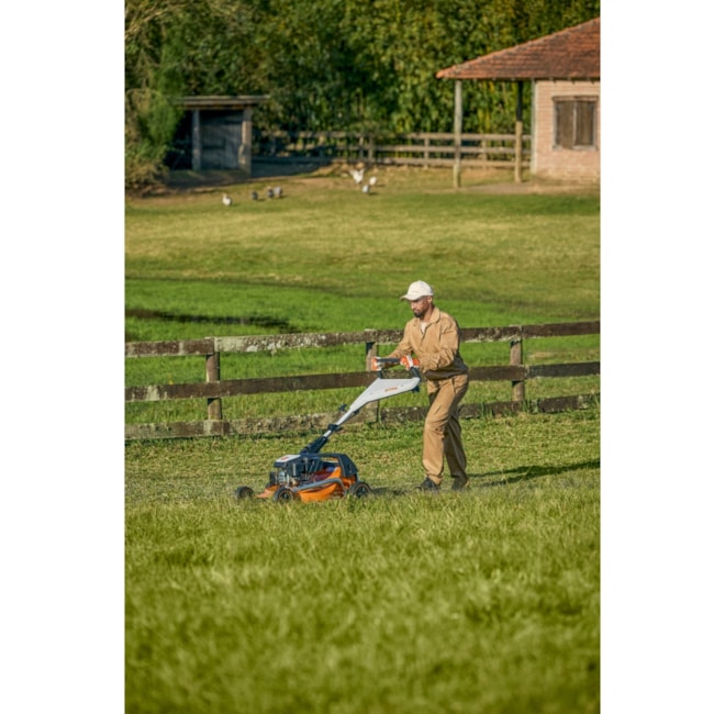 Cortador de Grama à Gasolina sem Recolhedor Tração nas Rodas Traseiras 2.5HP 4 Tempos 51cm RM 253.3 T STIHL-a11a025f-14d9-4c4e-ae83-2f6626ce89ac