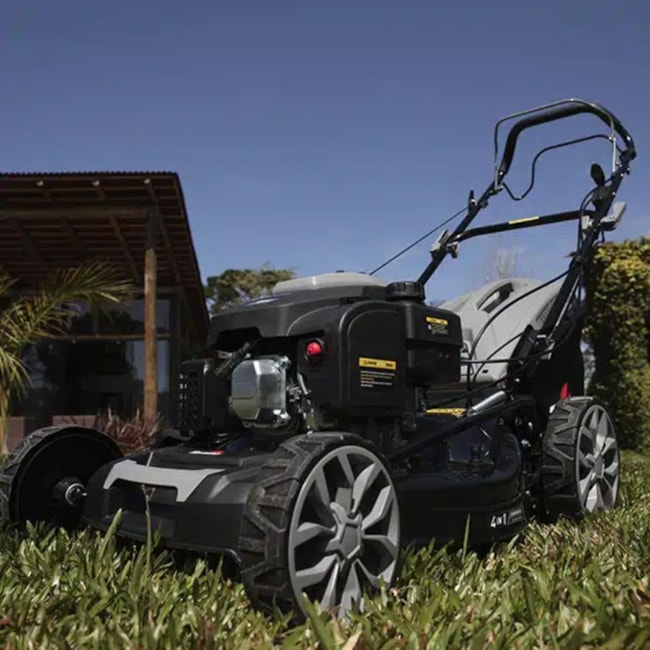 Cortador de Grama Gasolina 7.5HP 56CM 4T com Recolhedor TLM560TRMS-75XP TOYAMA-ab71b904-1185-4aa7-9a2d-f7610c268cc3