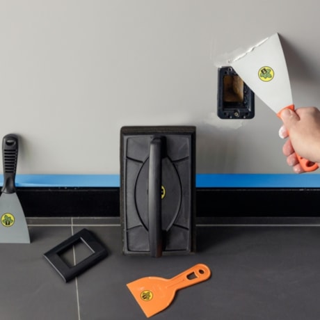 Desempenadeira Plástica Base Lisa 24CM X 15CM sem Dentes com Esponja e Régua 77385118 TRAMONTINA-920a706e-4385-40a6-9023-81e4738400b8