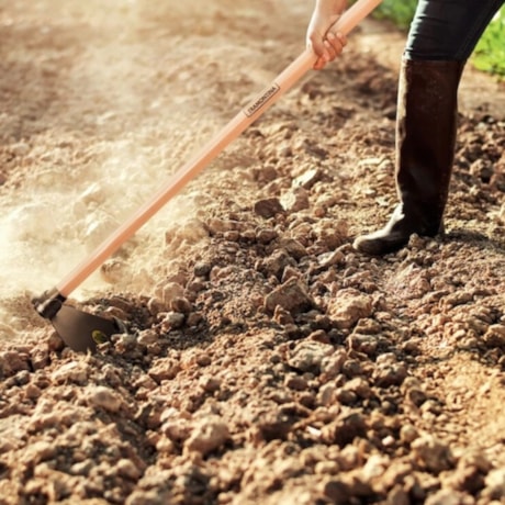 Enxada Estreita Canavieira 2.5 em Aço com Cabo de Madeira 145cm 77219754 TRAMONTINA-be8f0445-7874-401e-8828-88f40c105c9e