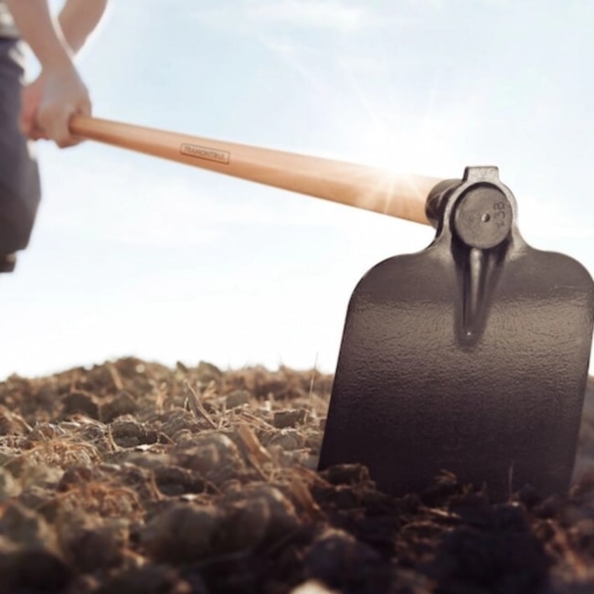 Enxada Norte 2.5 em Aço com Cabo de Madeira 145cm 77260754 TRAMONTINA-399bcda9-4323-4bc5-b69d-4435bfad5a0a