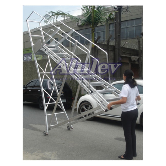 Escada Trepadeira em Alumínio com 7 Degraus Corrimão 2 Lados TR 202 ALULEV-f092e176-af7c-4a38-a17f-b2a221bd2a79