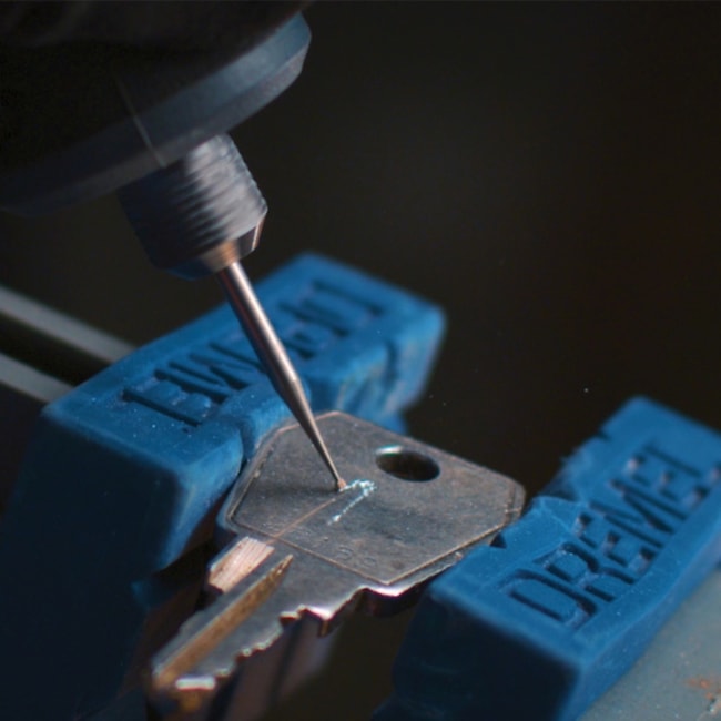 Escareador Cilíndrico para Gravar Micro Retífica de 0,8mm 108 26150108AC DREMEL-358427a1-cf3f-4ded-9d26-d0edefb23b59