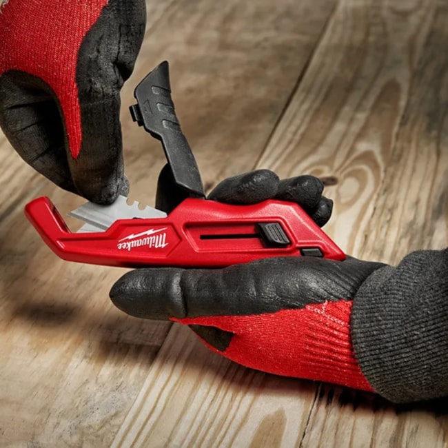 Estilete Retrátil Trapezoidal Multifunção 48-22-1510 MILWAUKEE-1c77dfc7-c705-4a5d-a60e-053787d69692