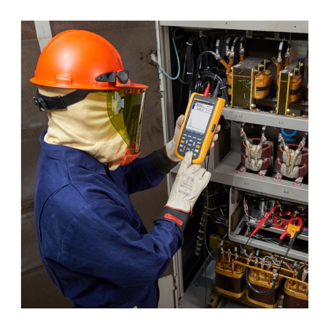 FLUKE 123B Osciloscópio Industrial Portátil 20MHz FC FLUKE-d2d9ae37-ce5d-426b-9344-9f87446f77c1