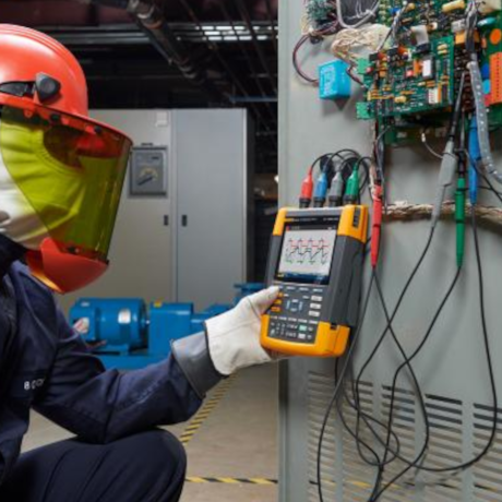 FLUKE-190-104-III-S Osciloscópio Portátil Digital 100MHZ 4 Canais Color com Kit e Software FLUKE-f2d65e94-67cf-4be9-a563-a06b11c18c59