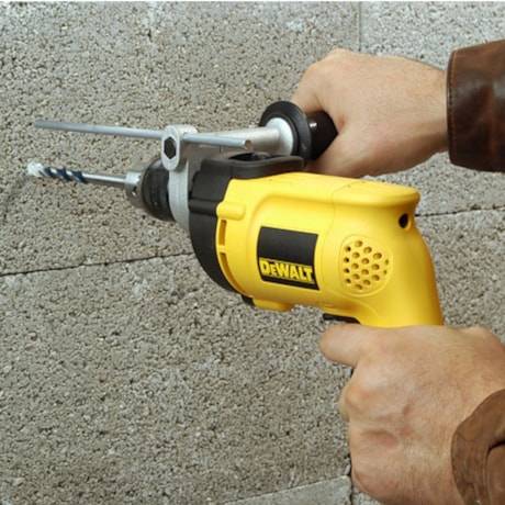 Furadeira de Impacto Velocidade Reversível e Variável 1/2