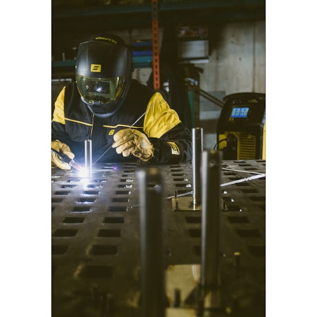 Inversora de Solda Multiprocesso 250A Monofásica com Cabos REBEL EMP 235IC ESAB-0ba9e917-0d1c-4ef3-a936-55b7b4c9e3a8