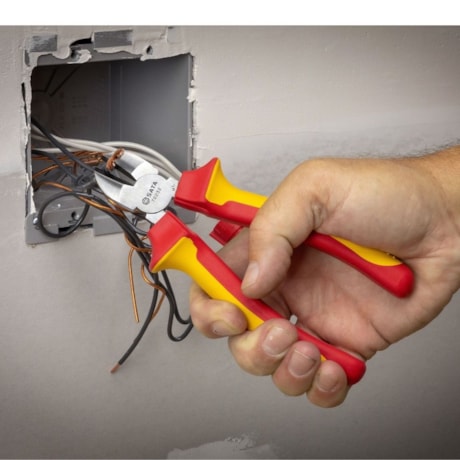 Jogo de Alicates Isolados para Eletricista 1000V VDE com 3 Peças ST09261SJ SATA-d3be15a0-762a-4aa5-a81d-786457ad0b59