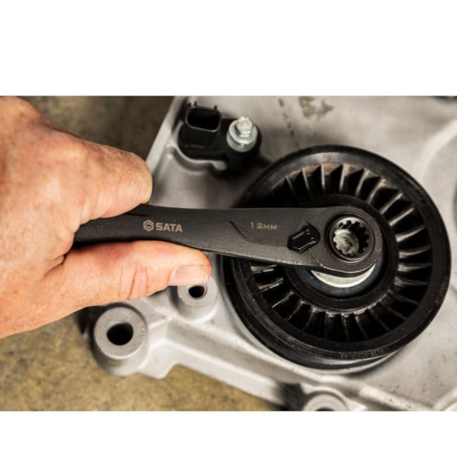 Jogo de Chaves com Catraca Quadbox X6 Reta com 2 Peças ST09059G SATA-637f8174-3069-48e3-b21e-d61b1c93342c