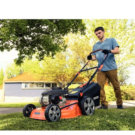Kit Jardinagem Tramontina Cortador de Grama a Gasolina 4.0HP 79754421 + Vassoura Plástica 26 Dentes + Tesoura para Poda 12