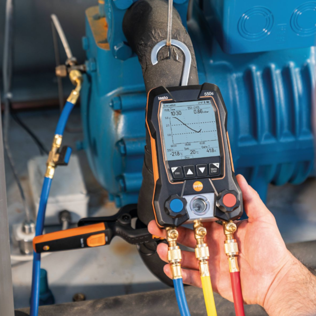 Kit Manifold Digital com Sonda de Temperatura e Pinça de Cabo 550s KIT TESTO-a2f2208a-a3cf-4e74-bcba-2f5dbedd9b23