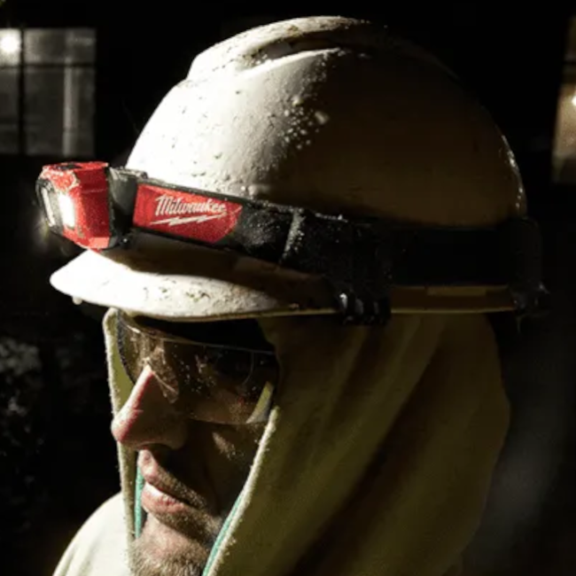 Lanterna de Cabeça Led 450 Lúmens Pilhas AAA 2104-01 MILWAUKEE-635b0420-22af-4bfb-a2c5-626e5fa5629b