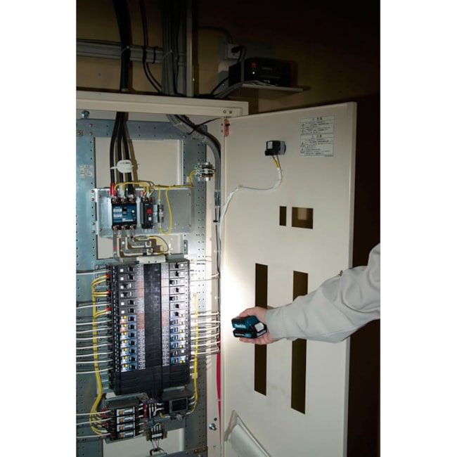 Lanterna de LED 12V sem Bateria e sem Carregador ML103 MAKITA-96a81975-0531-49fc-b14a-f2c9fd256615