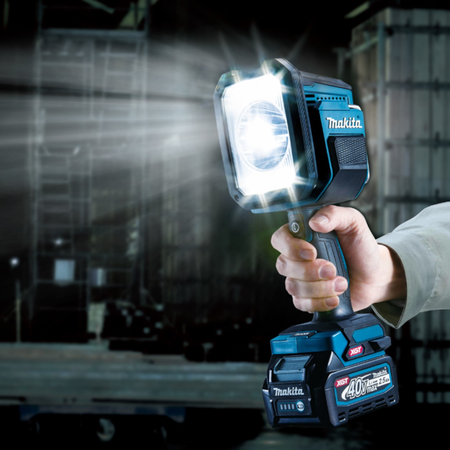 Lanterna de Led 40V 640 Metros sem Bateria sem Carregador ML007G MAKITA-9c9724a0-14b9-4e2d-af32-95ecd7efb696