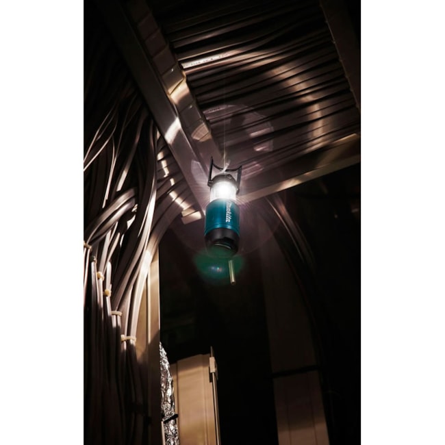 Lanterna de LED Lampião 12V sem Bateria e sem Carregador ML102 MAKITA-64bf3311-a421-4e0b-94da-97421f0bc08e