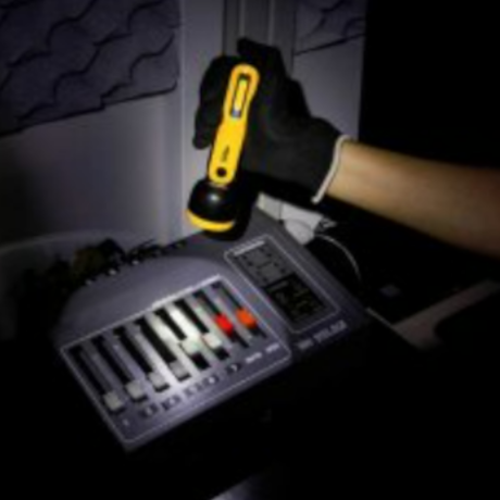 Lanterna de Led Recarregável 80/100 Lúmens LRV 100L 8075080100 VONDER-da581385-8da7-4799-9ebd-7c5b28178353