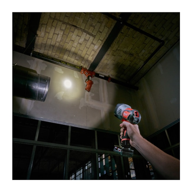 Lanterna LED 12V 800 Lumens sem Bateria e Carregador 2353-20 MILWAUKEE-c1374c1b-4486-43c4-bf60-bd2999e57653