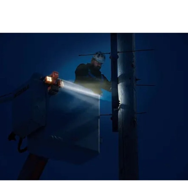 Lanterna LED 18V 2500 Lumens sem Bateria e sem Carregador 2122-20 MILWAUKEE-e01e50a2-52b6-45f0-be8a-caefa8737196