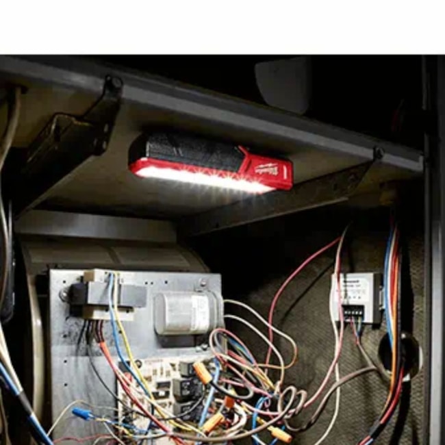 Lanterna LED 445 Lumens com USB e Carregador 2112-21 MILWAUKEE-c3cb91b6-937f-4957-bafa-602854d7fa36