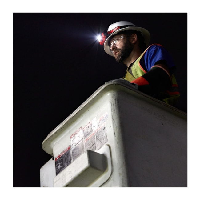 Lanterna LED de Cabeça com USB 475 Lumens 2111-21 MILWAUKEE-e80720be-5196-4800-9570-74d67578ed81