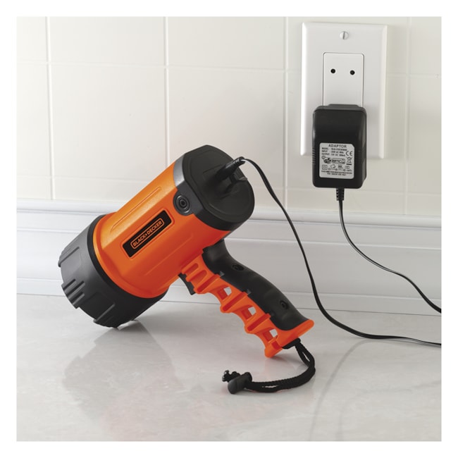 Lanterna Portátil de LED Recarregável Bivolt BSL100-BR BLACK + DECKER -13edab69-0071-40a4-81ac-53c3f4058e2d