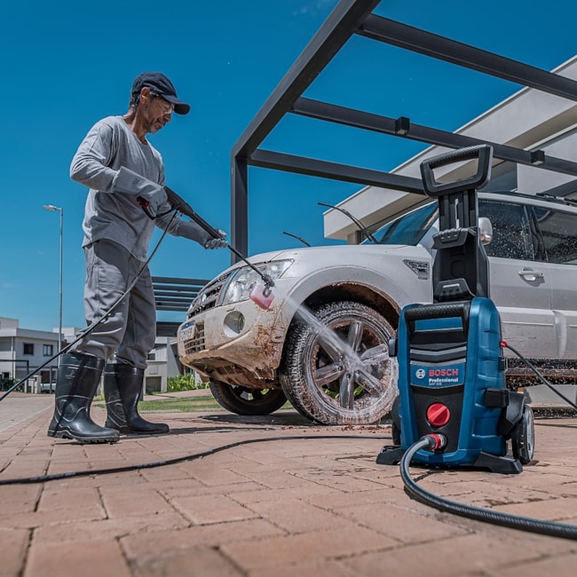 Lavadora de Alta Pressão 1800 PSI/Libras 240L/h 1500W GHP 180 BOSCH-b50ad072-f2e5-495f-98e1-c8dd1f7a3147