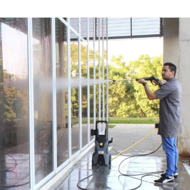 Lavadora de Alta Pressão 2100 Libras 400L/h 1900W 220V HD 4/13 C KARCHER + Mangueira 9 Metros + Auto Escova KARCHER e Ganhe Detergente 500g-5e67e459-747f-4176-9850-76bc41eebfe8