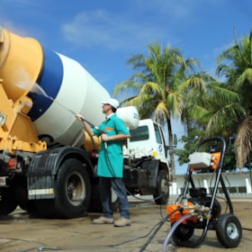 Lavadora de Alta Pressão 3000 LBS 2000 L/H 7,5 CV Trifásico J12000 STOP TOTAL JACTO