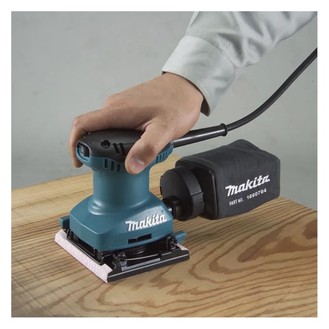 Lixadeira Orbital 180W com Coletor de Pó BO4557 MAKITA-4c4e04bf-534f-457d-9204-9302a4fd43b4