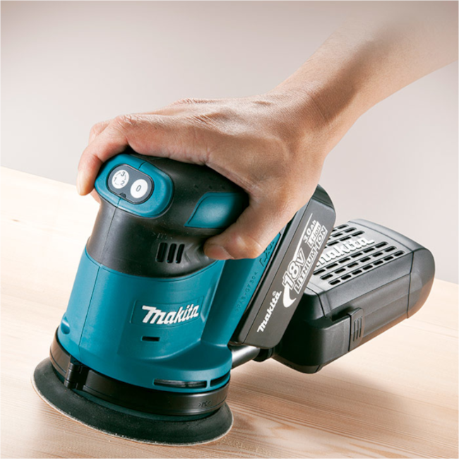 Lixadeira Roto Orbital 18V 125mm sem Bateria sem Carregador DBO180Z MAKITA-9f76e493-7449-455e-aea0-af3a7d94e776