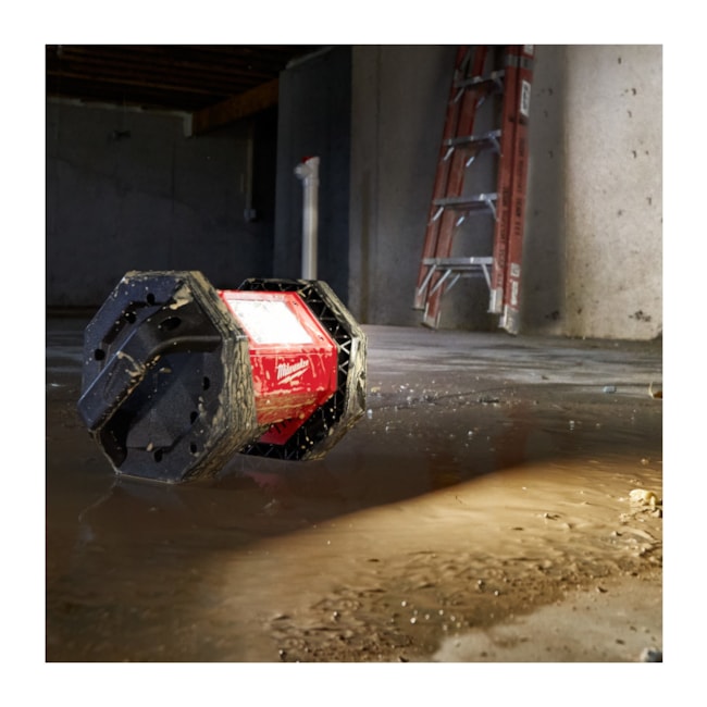 Luminária de Chão LED 1500 Lumens Trueview 18V sem Bateria e Carregador 2361-20 MILWAUKEE-f3d7cb9a-828e-45c6-b5b8-8ffe0e6ef79e