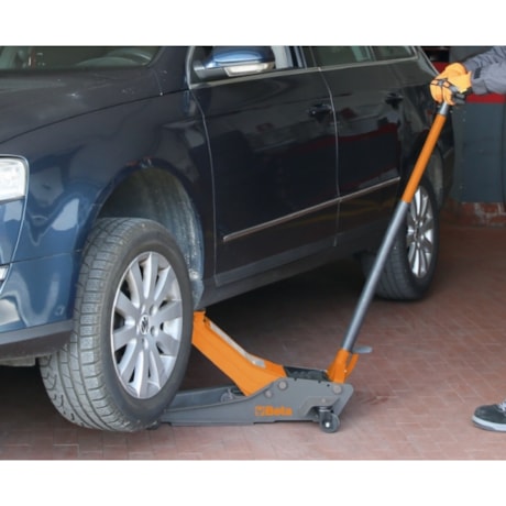 Macaco Jacaré 2 Toneladas Rebaixado com Roda em Nylon 3029/2T BETA-52c572b9-887b-4be2-9c96-bee787bac13b