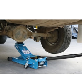 Macaco Jacaré 3TON Curto Rebaixado Roda Ferro J3400 BOVENAU