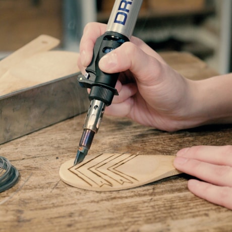 Maçarico Soldador a Gás 6 em 1 com Kit de 12 Peças F0132000JA VERSATIP DREMEL-c3873e22-29c3-4c67-84e6-3b4be41eacd1